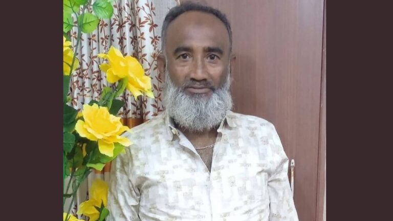 amardesh-BNP_Toll_Collector