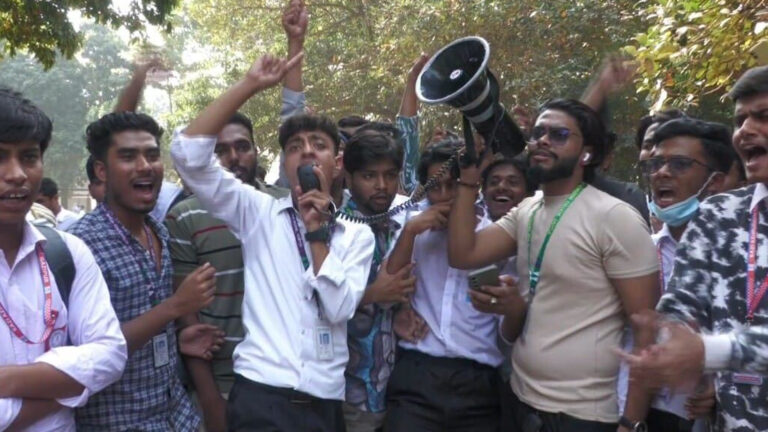 900ba0a24aa450fd961a25971406304365789ad5dbae7638