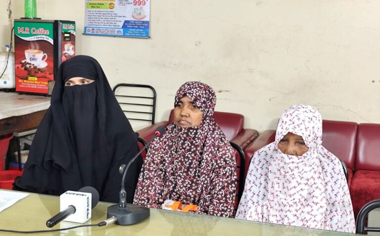 20260616-আদমদীঘিতে-বিএনপি-নেতার-বিরুদ্ধে-কেজি-স্কুল-দখলের-অভিযোগ-দৈনিক-সংগ্রাম