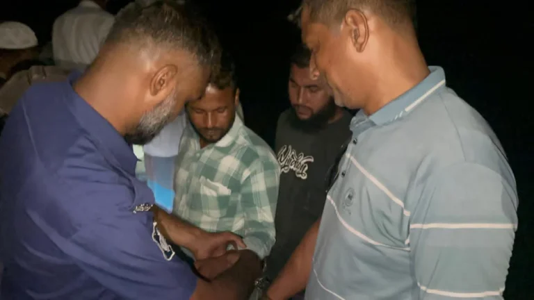 20260617-কৃষিজমির-মাটি-কাটার-দায়ে-বিএনপি-নেতাকে-২-লাখ-টাকা-জরিমানা-আমার-দেশ