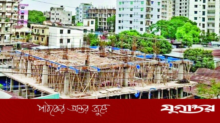 20260625-খাসজমিতে-চার-মাসেই-উঠল-বহুতল-ভবন