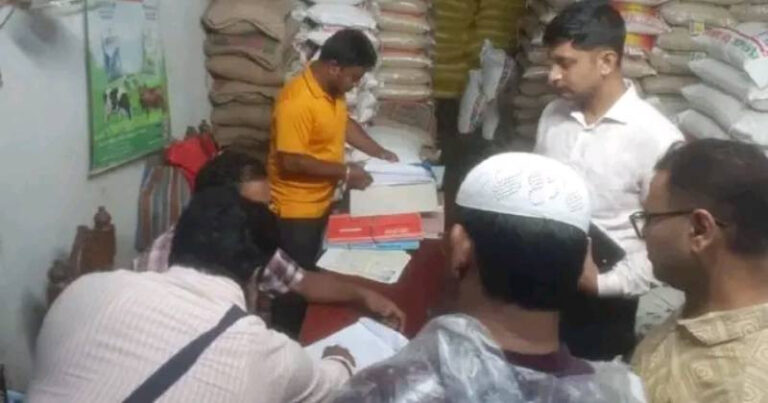 20260709-কুষ্টিয়ার-কুমারখালীতে-ভ্রাম্যমাণ-আদালতে-বাধা-বিএনপি-নেতাসহ-৯-জনের-নামে-মামলা