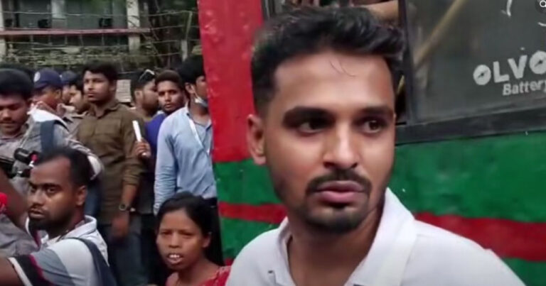 20260714-তোদের-ভাগ্য-ভালো-‘হাসিনা-নাই’,-বাসায়-যা—আন্দোলনরত-শিক্ষার্থীদেরকে-ছাত্রদল-কর্মী