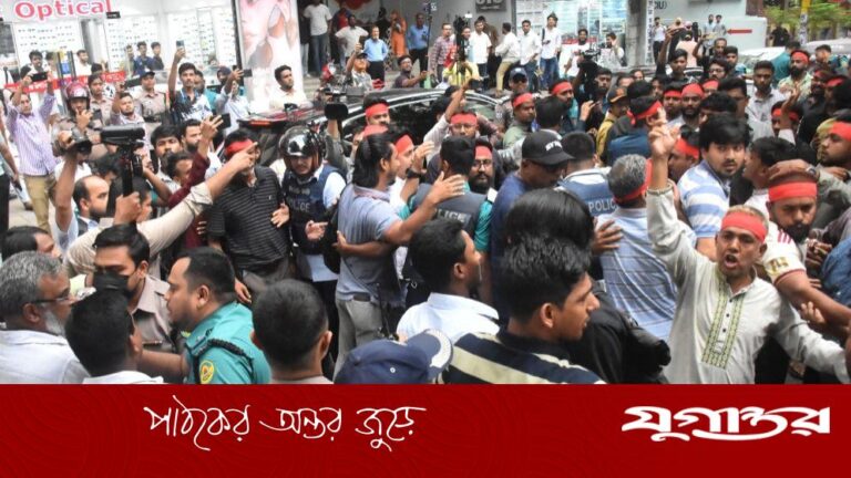 20260729-চট্টগ্রামে-বিএনপি-এনসিপি-নেতাদের-মধ্যে-হাতাহাতি