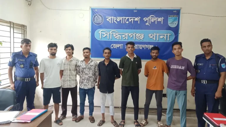 20260804-দিনমজুরকে-রাতভর-আটকে-২-লাখ-টাকা-চাঁদা-দাবি,-ছাত্রদল-নেতাসহ-গ্রেপ্তার-৭