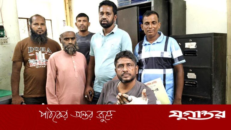 20260806-হাতুড়িপেটা-করে-শ্রীপুর-যুবদল-আহ্বায়কের-হাত-ভেঙে-দিলেন-সদস্য-সচিব