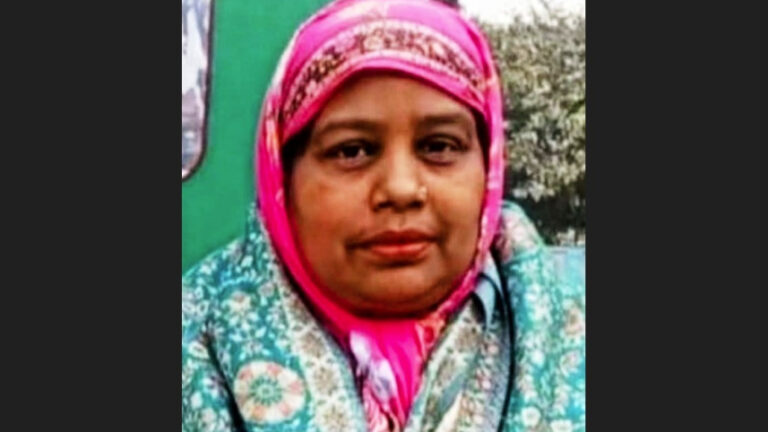 20260811-লালমনিরহাটে-ফ্যামিলি-কার্ড-দেওয়ার-নামে-১০-হাজার-টাকা-দাবি,-মহিলা-দল-নেত্রী-বহিষ
