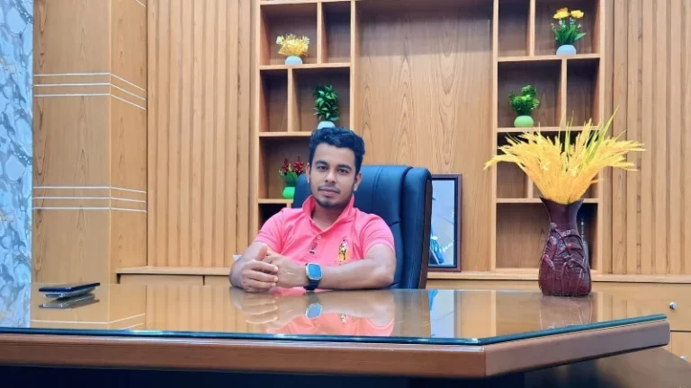 20260818-ব্যবসায়ীর-বাড়িতে-ছাত্রদল-নেতার-হুমকির-ভিডিও-ভাইরাল