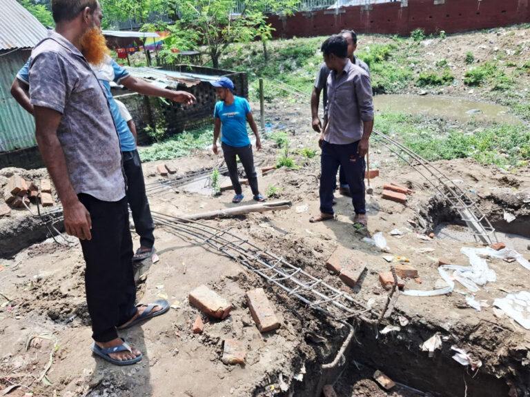 20260819-বগুড়ায়-অবৈধ-স্থাপনা-উচ্ছেদের-জেরে-রেলস্টেশনে-হামলা,-যুবদল-স্বেচ্ছাসেবক-দলের-বি