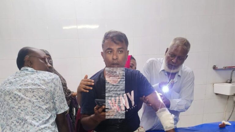 20260830-বাজারের-নিয়ন্ত্রণ-নিয়ে-দুই-পক্ষের-বিরোধ,-সংঘর্ষে-আহত-বিএনপি-ও-যুবদল-নেতা