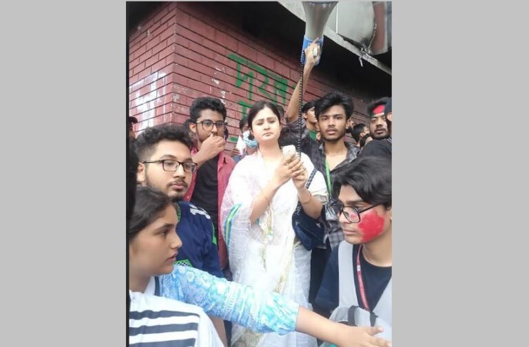 20260901-আদালতে-নারী-আইনজীবীকে-হেনস্থা,ঢাকা-আইনজীবী-সমিতিতে-বিএনপির-আইনজীবীর-বিরুদ্ধে-অভি