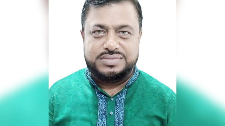 20260912-রাজশাহী-দণ্ড-নিয়ে-ঘুরছেন-যুবদল-নেতা,-দেখে-না-পুলিশ